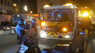 Un incendio declarado en la cocina obliga a desalojar el hotel Urban