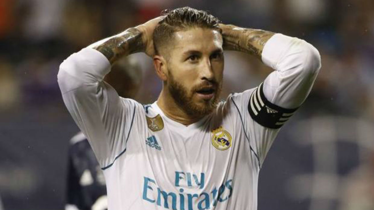 Dos partidos de sanción a Sergio Ramos por forzar amarilla ante el Ajax