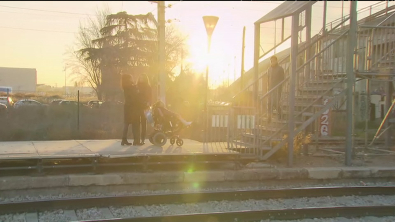 La odisea de una madre de Getafe para llevar al cole a su hija
