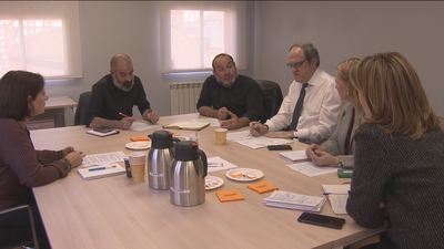 Gabilondo  quiere "cláusulas sociales" en la contratación pública para luchar contra la pobreza