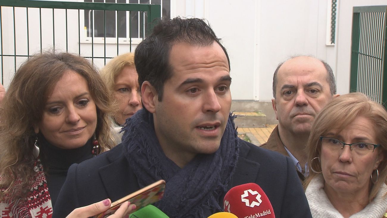 Aguado promete "una nueva etapa" en la Comunidad de Madrid negociando con todos