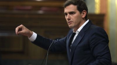 Rivera promete una nueva asignatura que se llamará Constitución española