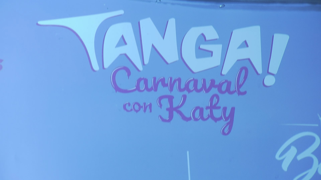 Boicot del colectivo LGTBI a la sala Barceló por acoger un acto de Vox