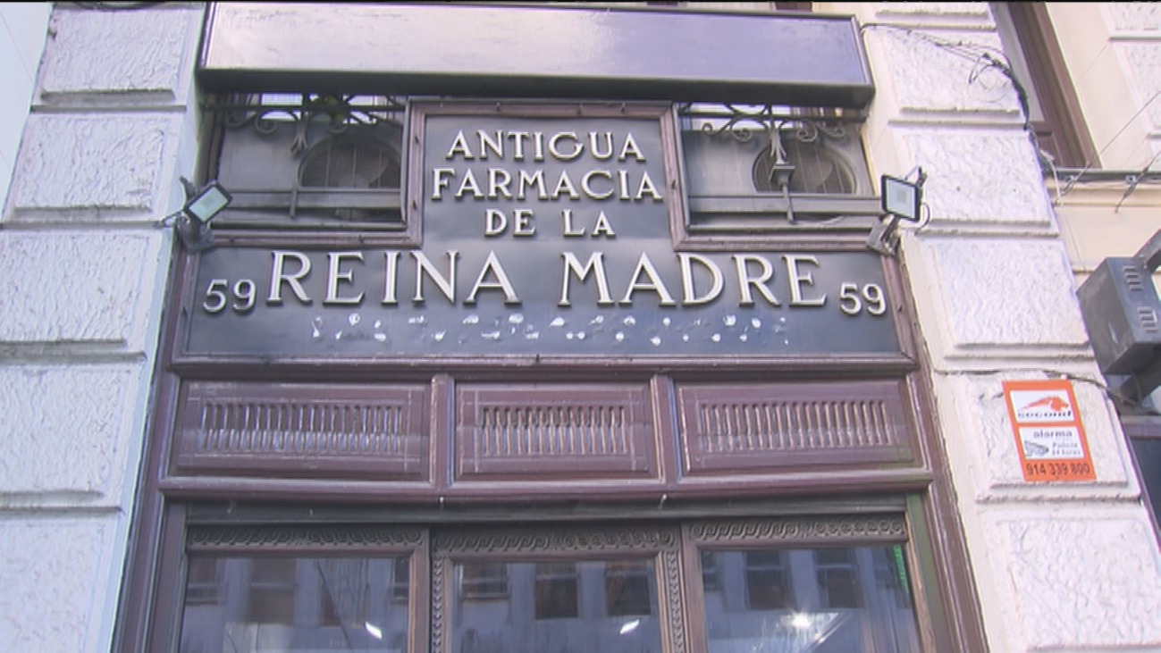 La Farmacia 'Reina Madre', el comercio más antiguo de Madrid
