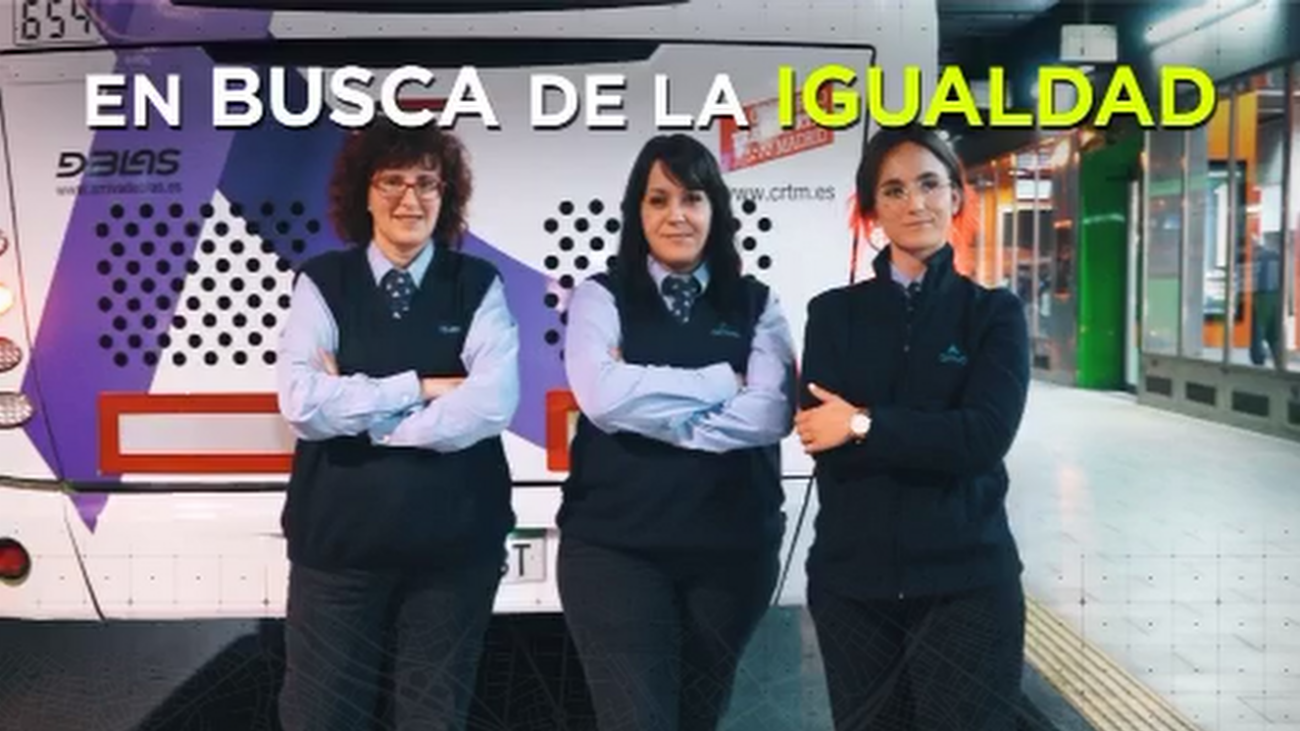 Conchi, autobusera desde hace 20 años: "Al principio no me querían en ningún sitio"