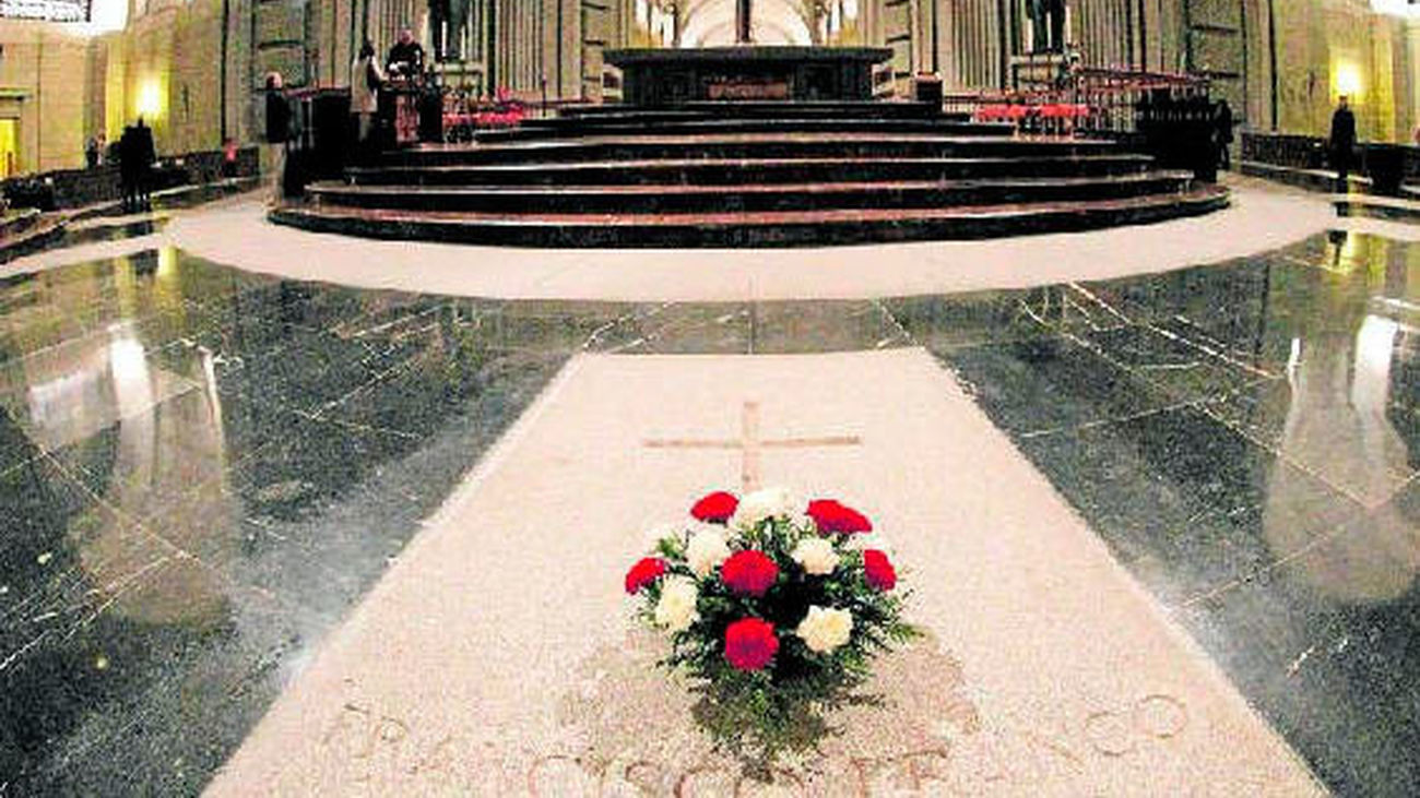 Tumba de Francisco Franco en la Basílica del Valle de los Caídos