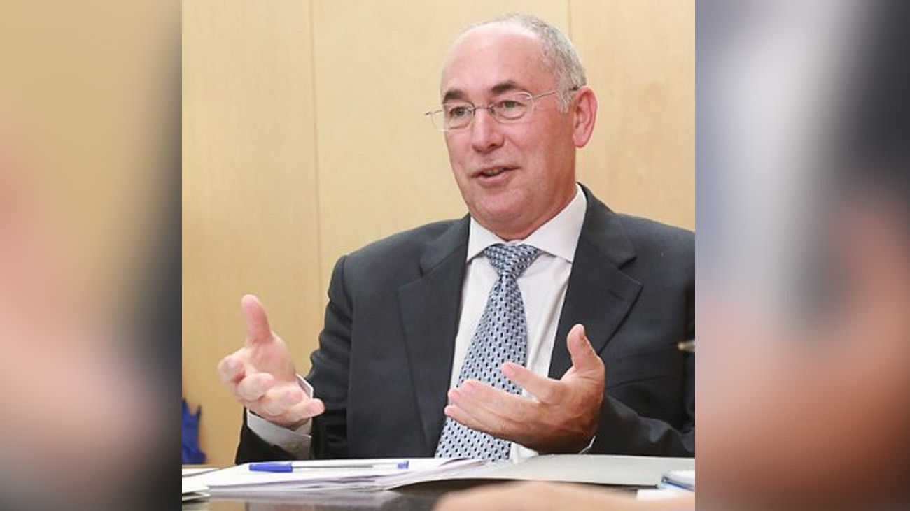 "Los médicos españoles son valorados en el mundo entero, pero no por nuestros políticos"