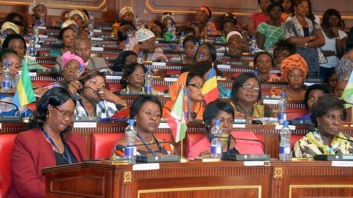 Ruanda lidera desde 2003 el ranking de los países con más parlamentarias / Archivo