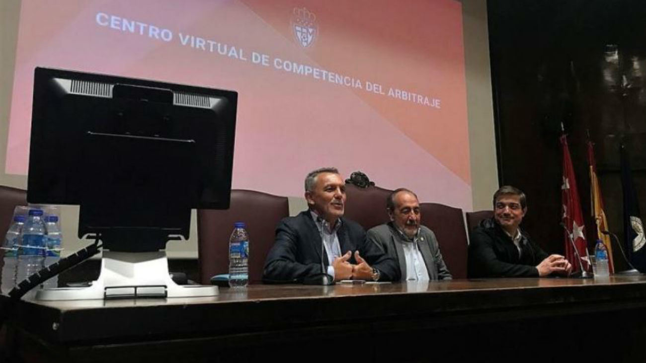 La Federación lanza una aplicación para formar árbitros online