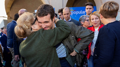 Casado anuncia una Ley de Apoyo a Maternidad