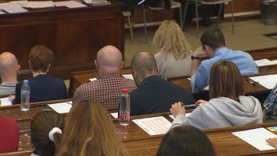 Más de 18.000 personas aspiran a una de las 1.513 plazas de celador