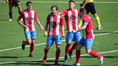 Gol de Esnáider, del Navalcarnero, al Adarve (2-2)