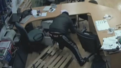 Roban 50 bicis eléctricas en un comercio de Colmenar Viejo