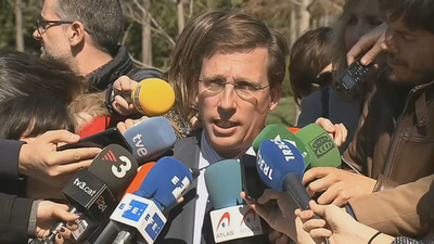 Martínez Almeida abandona el acto del 11-M de Atocha "tras más de 15 minutos de ataques al PP"