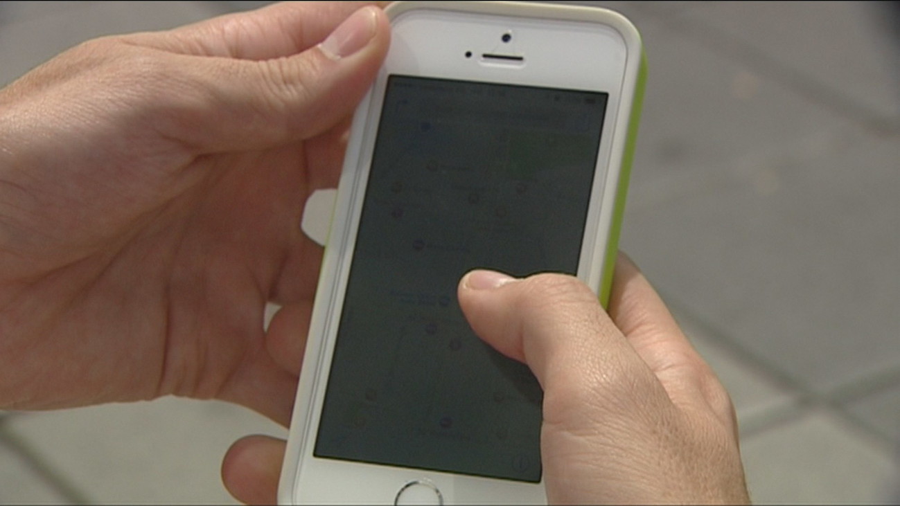 Las elecciones se juegan en el móvil de los votantes