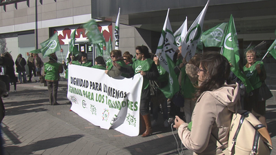Trabajadores de Hortaleza alertan sobre el "hacinamiento" de los menores en el centro de acogida