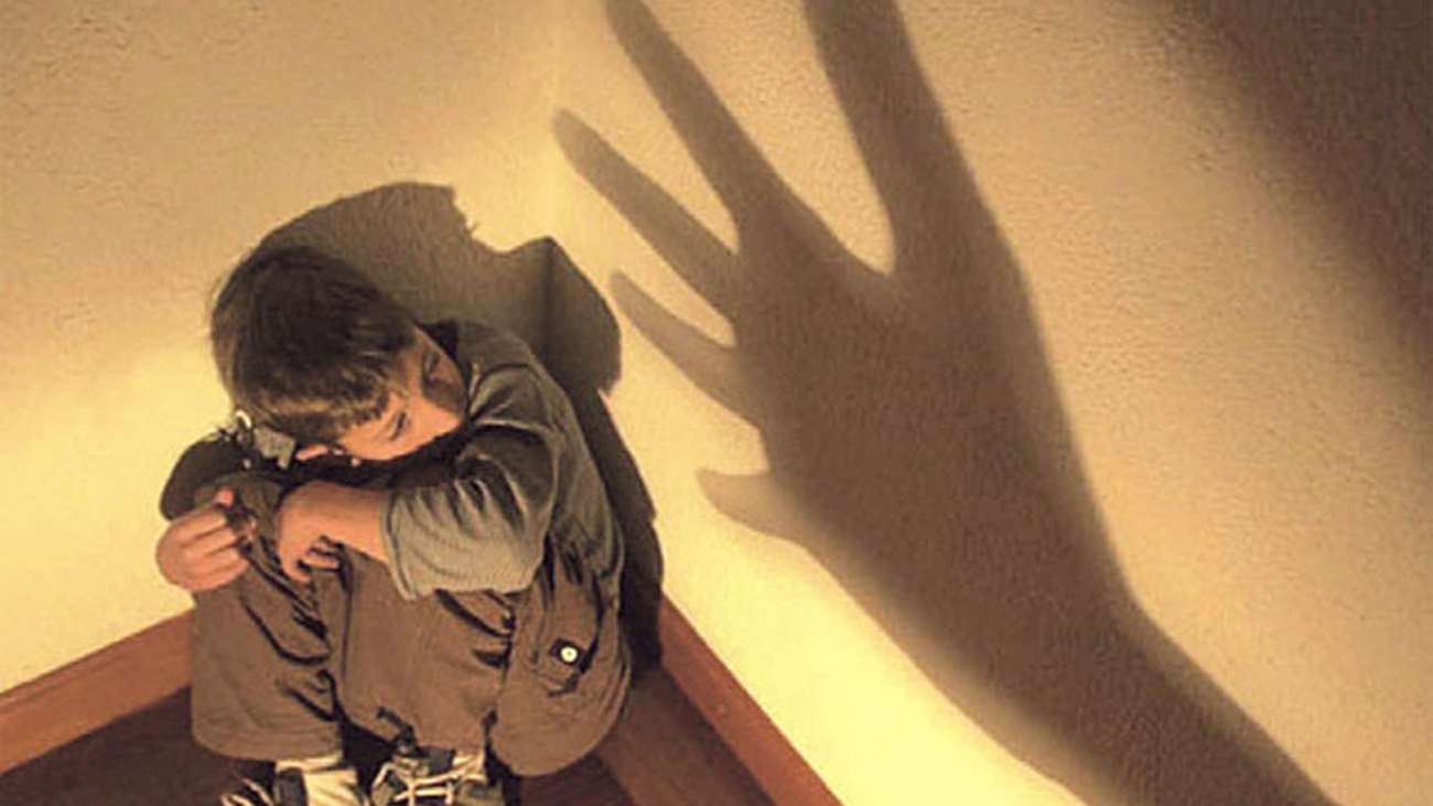 Dos meses de cárcel tras abofetear a su hijo por negarse a ducharse