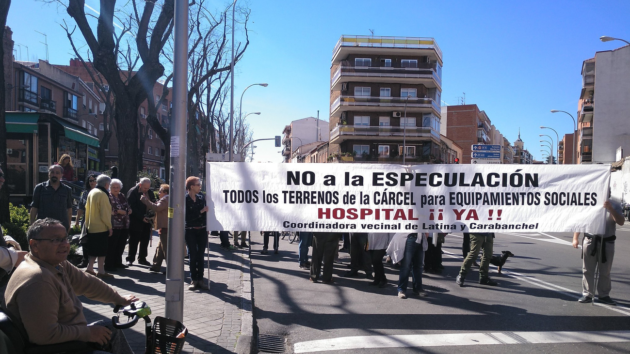 Vecinos de Carabanchel exigen el hospital público que les prometieron hace 12 años