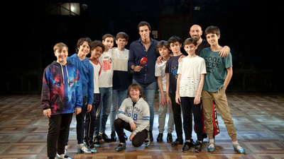 Así se preparan los pequeños "héroes" que actúan en el musical 'Billy Elliot'