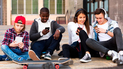 ¿Por qué a los jóvenes le gusta más el pop o el rock que la música clásica?