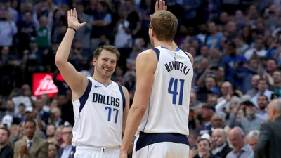Nowitzki supera a Chamberlain y Doncic suma su 5º triple-doble
