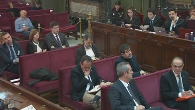 Un guardia civil relata en el juicio del procés que los mossos les metieron "en una ratonera"