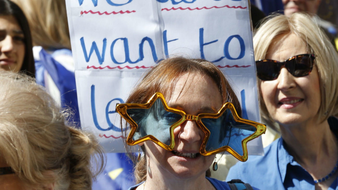 Un centenar de británicos piden en Madrid otro referéndum sobre el Brexit