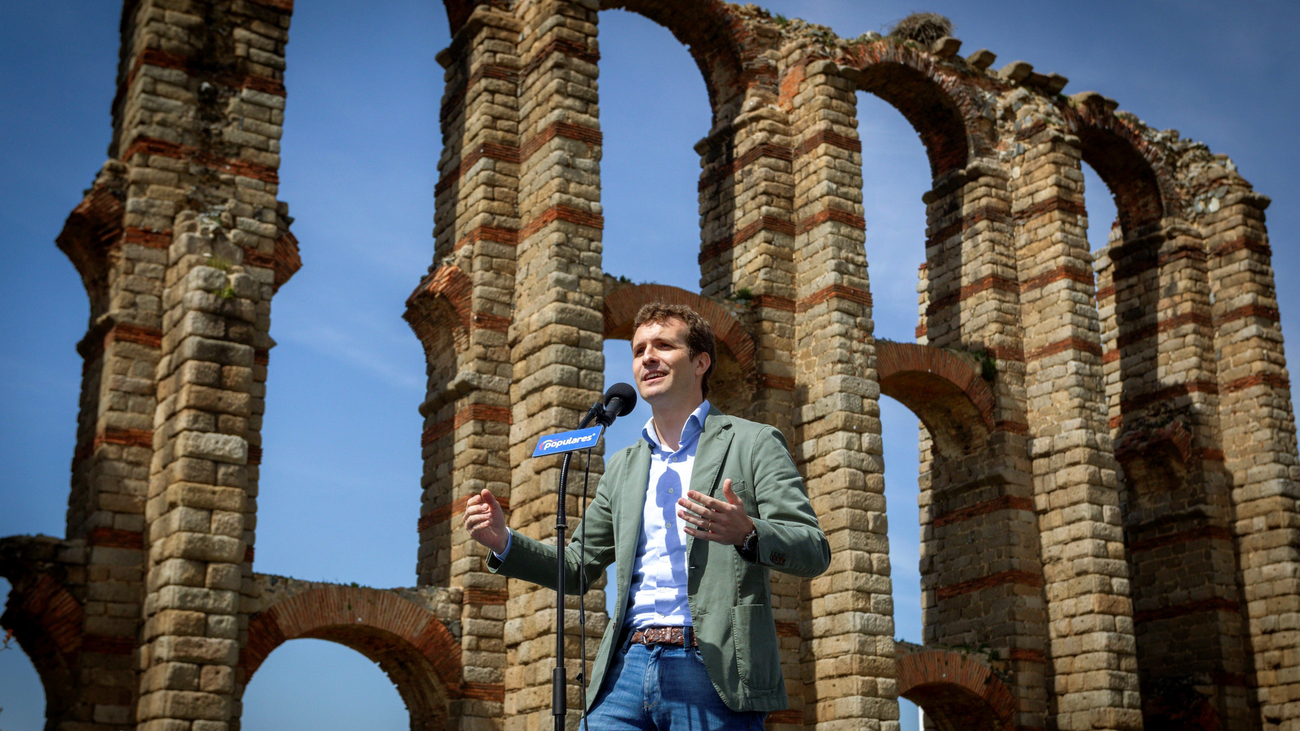 Casado culpa a Sánchez de que se incumpla la ley en Cataluña