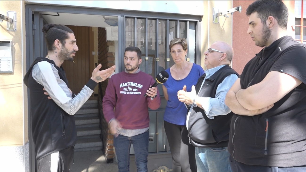 Vecinos e inquilino de un narcopiso en Simancas, cara a cara