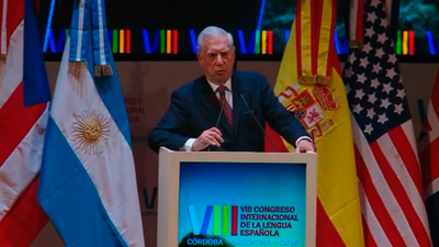 Vargas Llosa dice que López Obrador "se tendría que haber mandado la carta a él mismo"