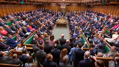 El Parlamento británico rechaza el tratado de salida del Brexit