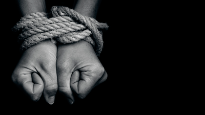 "Toda la prostitución femenina está controlada por terceros"