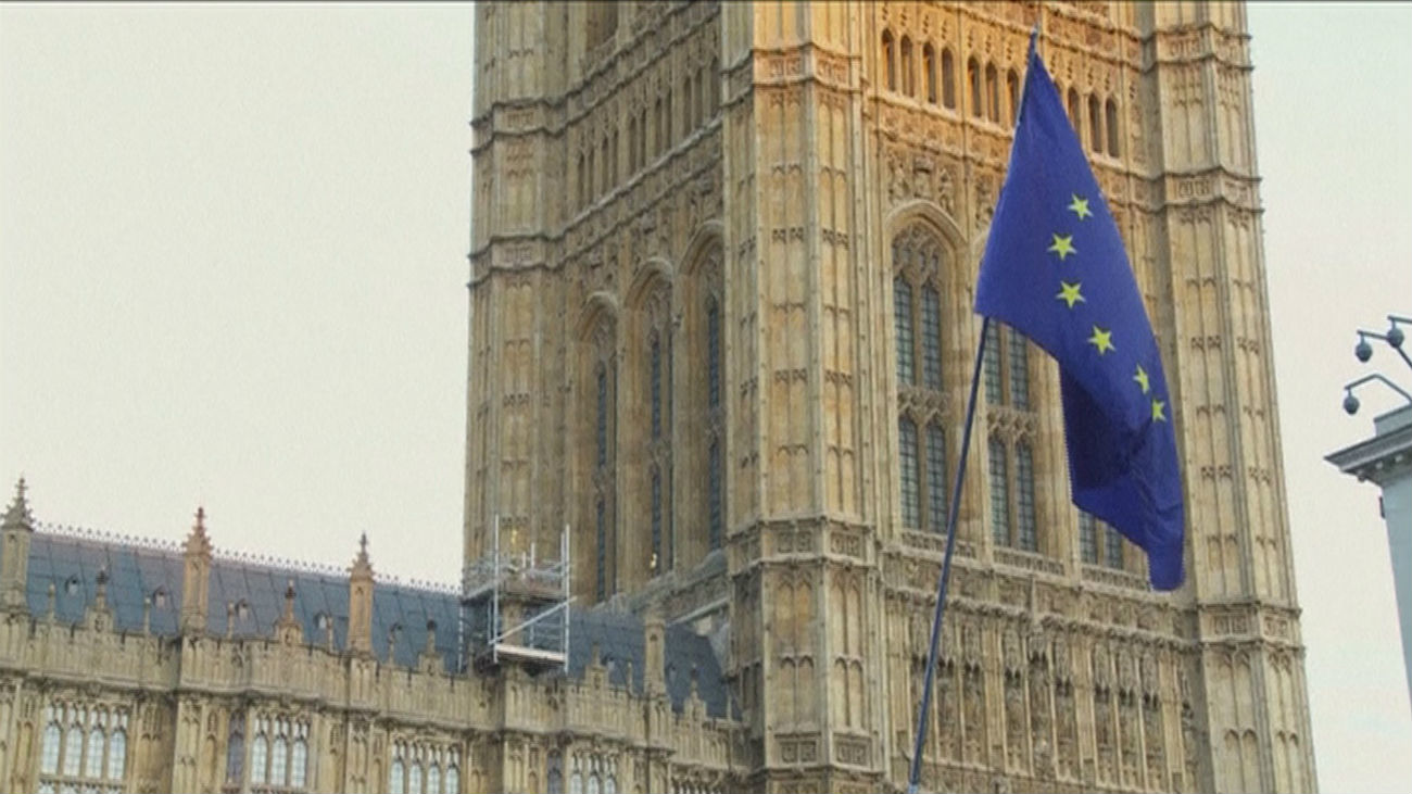 Incertidumbre en Reino Unido sobre un divorcio anunciado