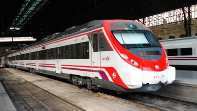 Renfe amplía los beneficios de la Tarjeta Dorada a las personas con discapacidad a partir del 33%