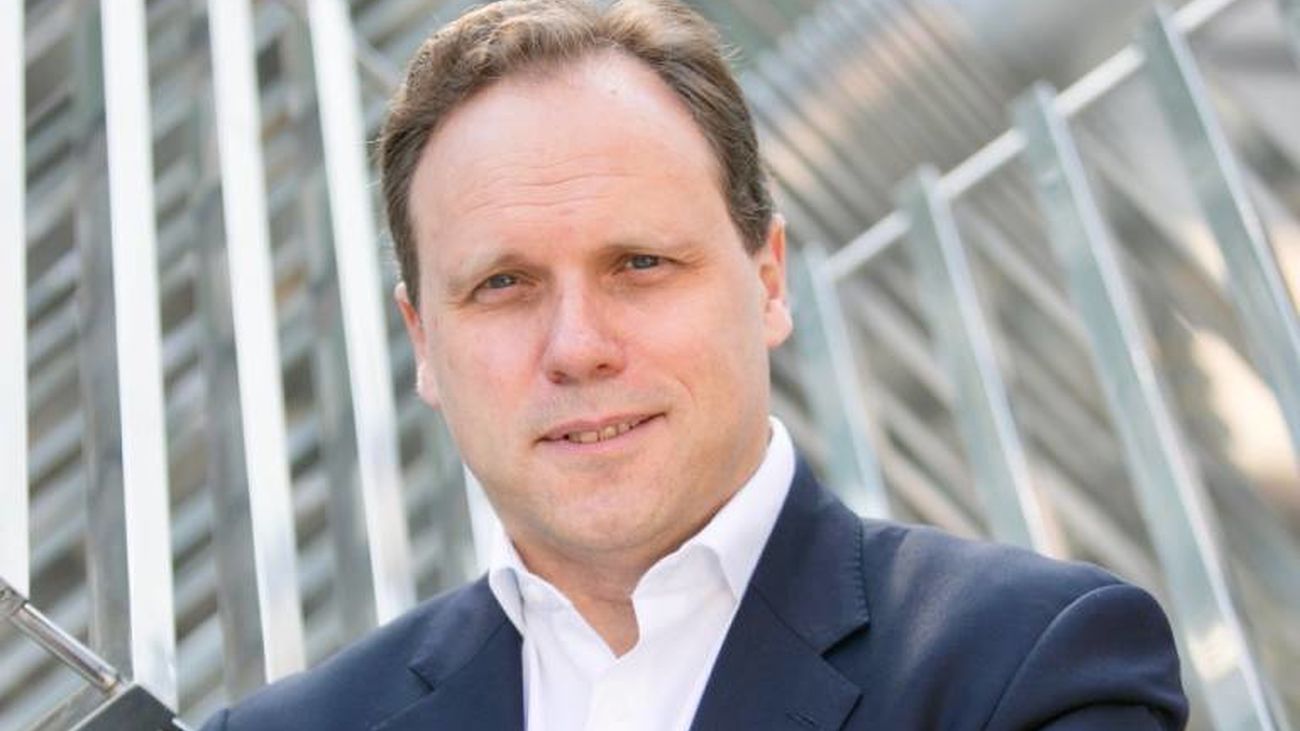 Daniel Lacalle: “Lo que pone en peligro las pensiones es el despilfarro de los Viernes sociales”