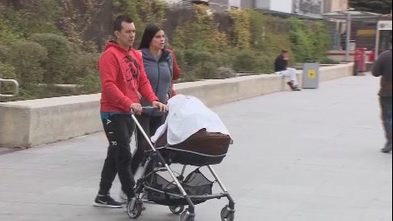 Entra en vigor en España el permiso de paternidad de 8 semanas