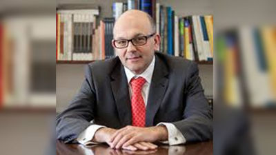 Entrevista a David Santos, director de la Escuela Superior Politécnica del CEU