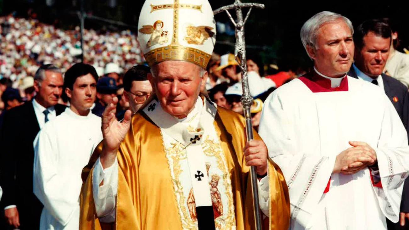 1993. El Papa consagra la Almudena como catedral
