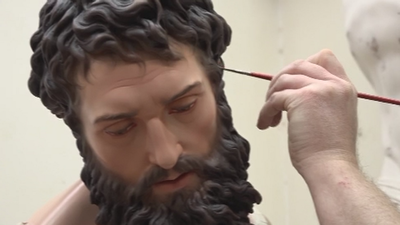 Esculpiendo la Pasión de Semana Santa