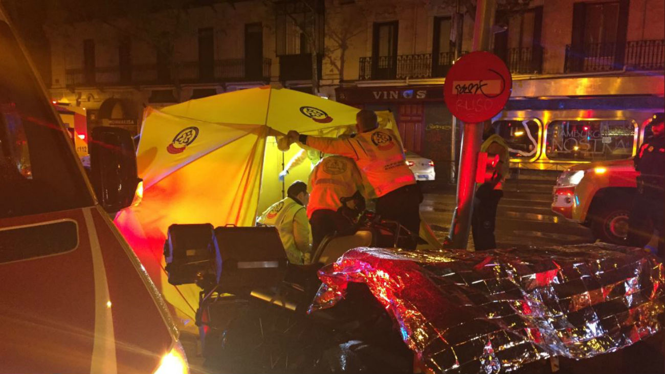 Muere en Madrid un motorista al chocar contra un semáforo