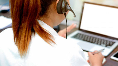 La Comunidad pone en marcha  el teléfono de atención a la maternidad