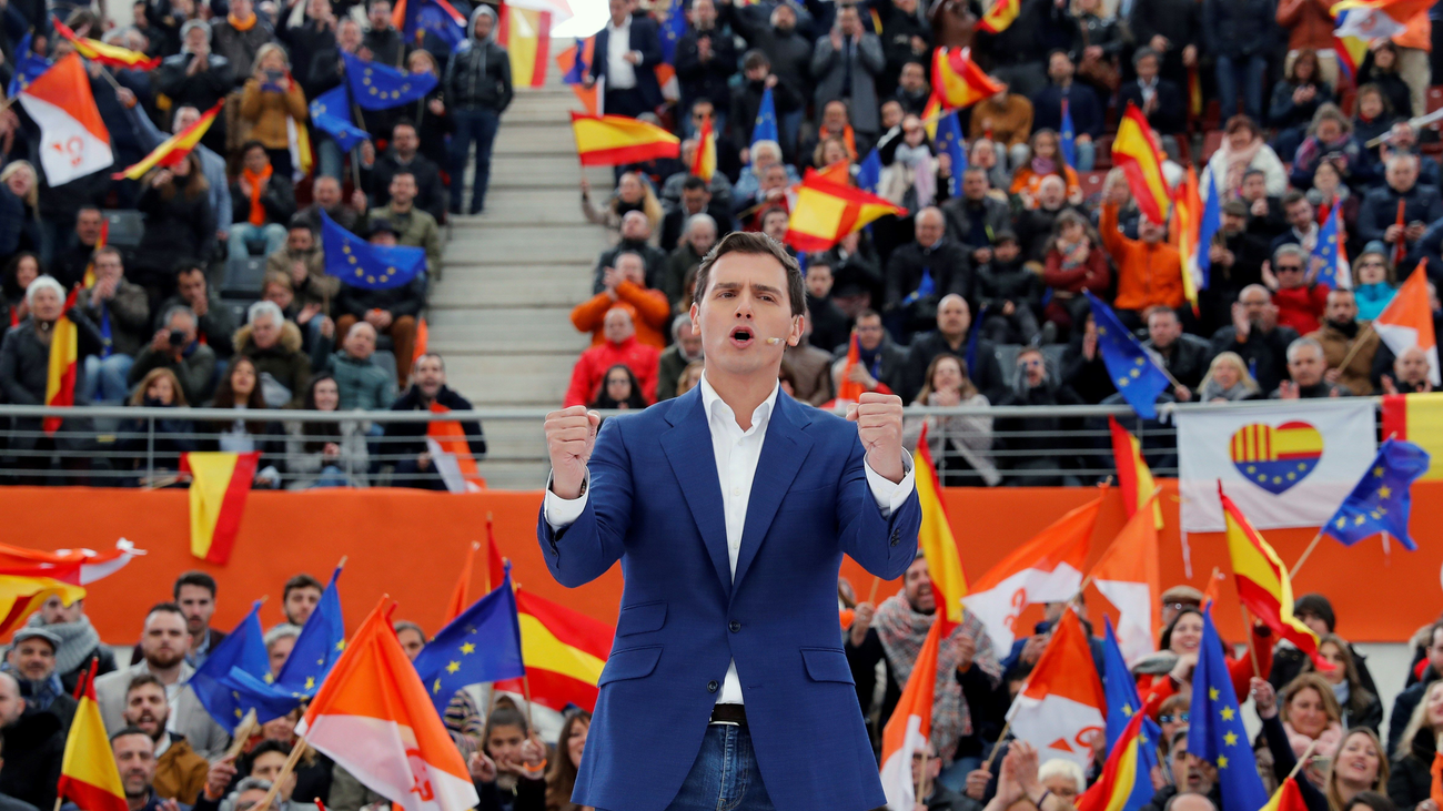 Rivera llama a votar al grito de "¡Vamos Ciudadanos!" para derrocar a Sánchez