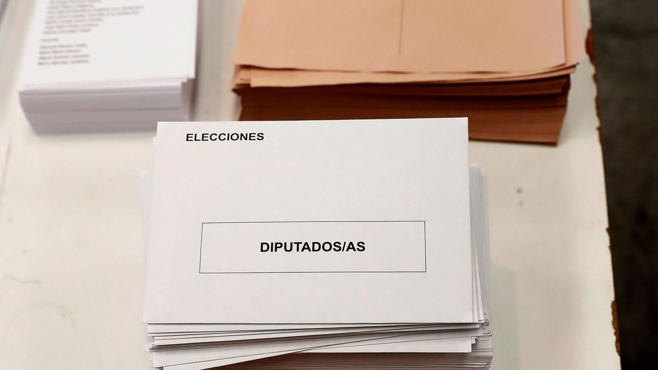 Papeletas para la votación de las elecciones generales 28 de abril 2019