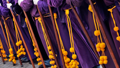 Nuestra Señora de los Dolores, una procesión de mujeres