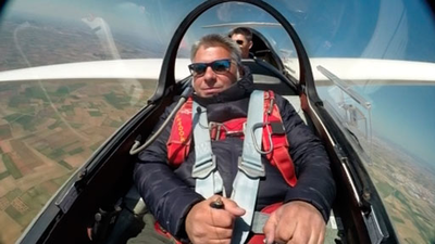 Las personas con discapacidad pueden obtener ya la licencia para pilotar planeadores y ultraligeros