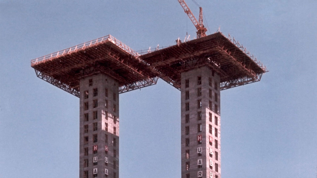 50 años de las torres de Colón, construidas de arriba abajo