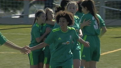 Gol de Cris, de la Escuela AFE, al Torrelodones CF (0-1)