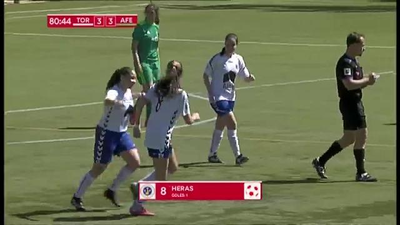 Gol de Heras, del Torrelodones, a la Escuela AFE (3-3)