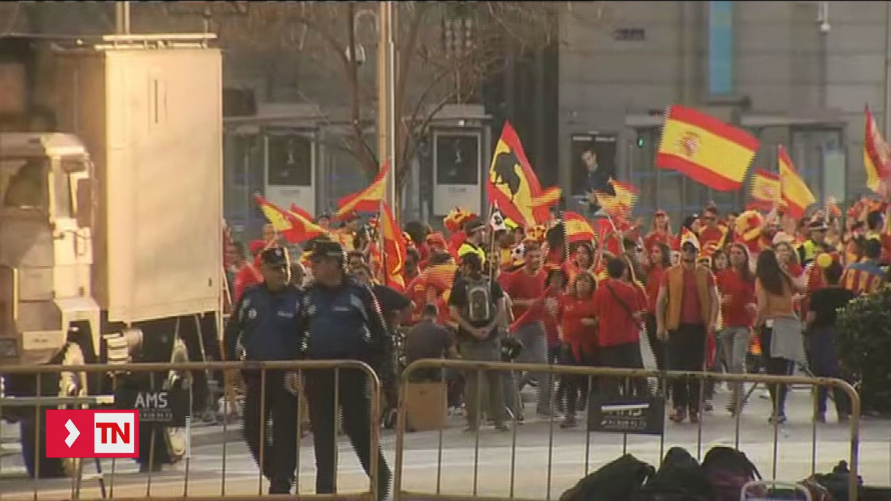 Un rodaje en Cibeles obliga a cambiar el recorrido de 47 líneas de autobús