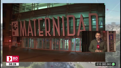 Una madre, sola y sin ayuda, da a luz a su hijo en su domicilio de la calle Alcalá